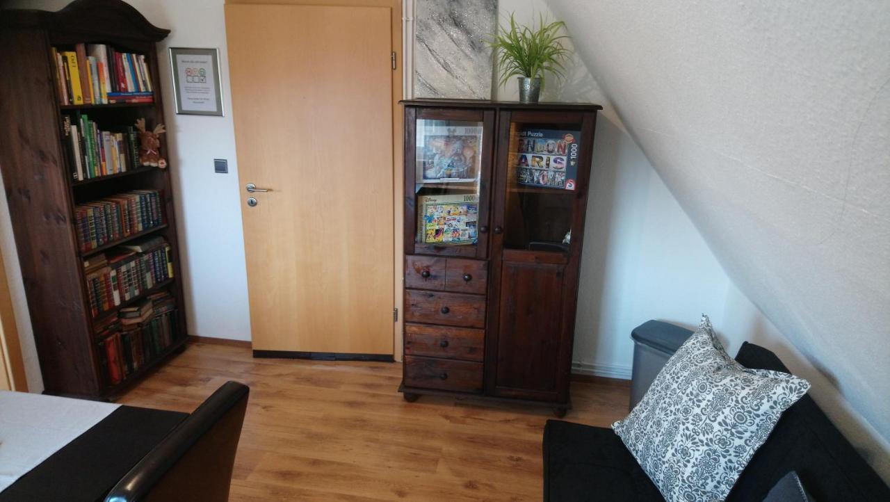 Private Zimmer Bei Der Weser-Ems-Halle オルデンブルク エクステリア 写真