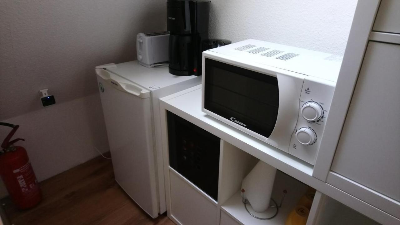 Private Zimmer Bei Der Weser-Ems-Halle オルデンブルク エクステリア 写真